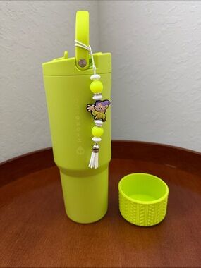 EUC Hydrojug Lemon Lime 32oz sport